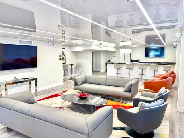 340 Sunset Drive 1506, Fort Lauderdale, FL 33301