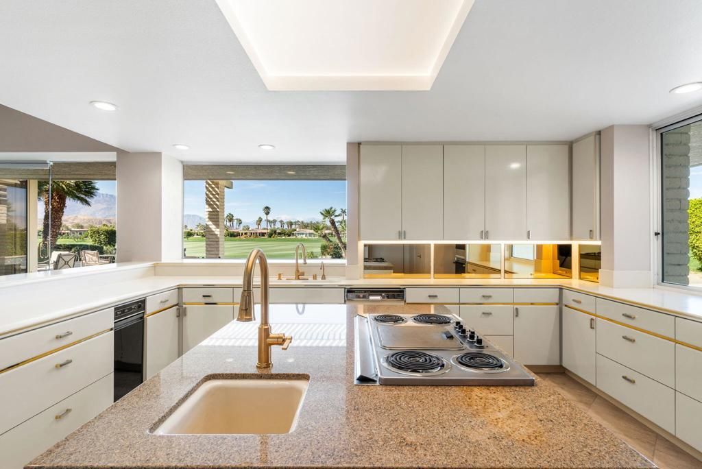 Image 27 of property listing at 4 Kingsway Court, Rancho Mirage, CA 92270