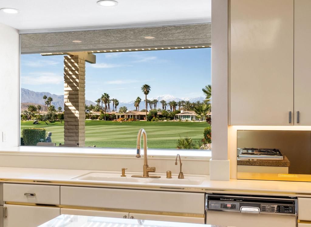 Image 28 of property listing at 4 Kingsway Court, Rancho Mirage, CA 92270