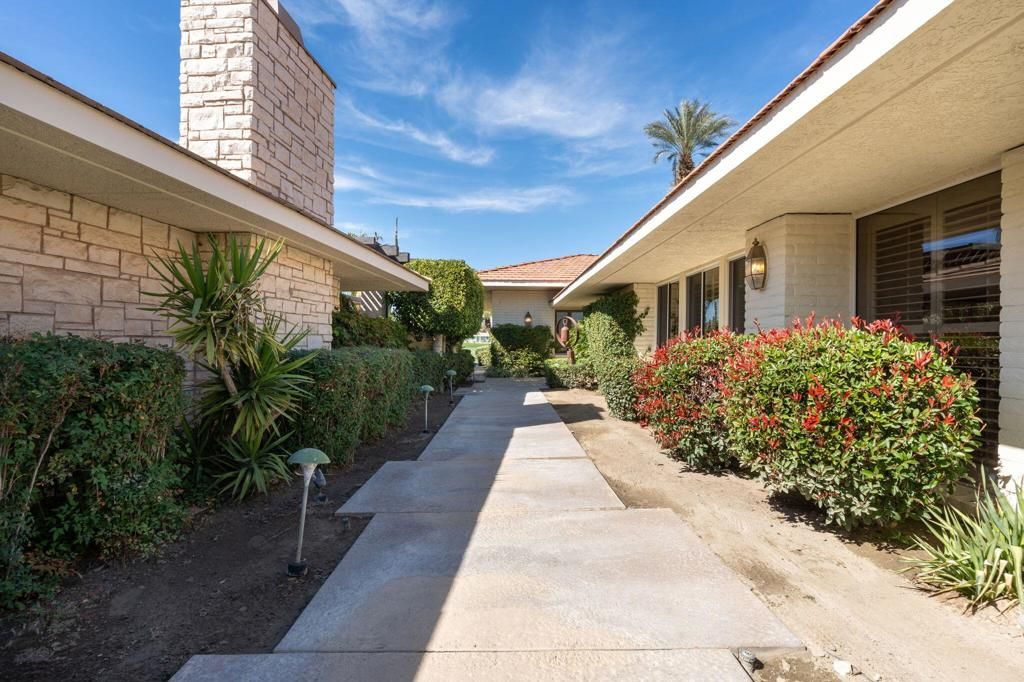 Image 3 of property listing at 4 Kingsway Court, Rancho Mirage, CA 92270