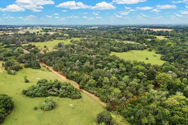 5962 Fm-949, Sealy, TX 77474