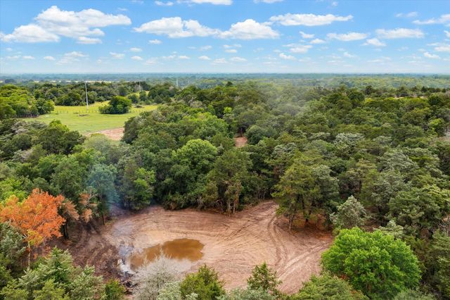 5962 Fm-949, Sealy, TX 77474