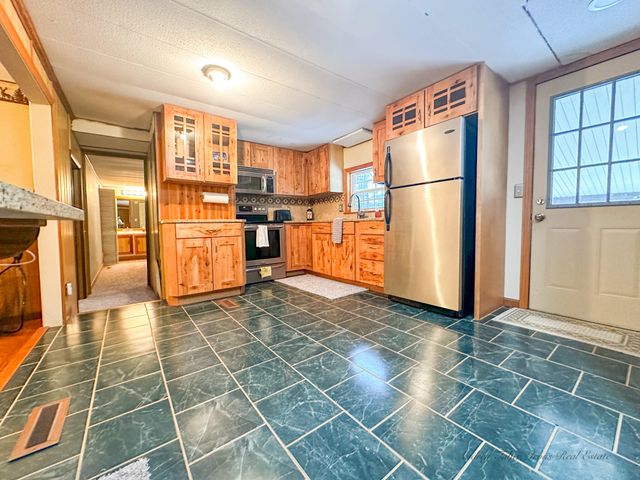 8933 E M 20, Newfield Twp, MI 49421