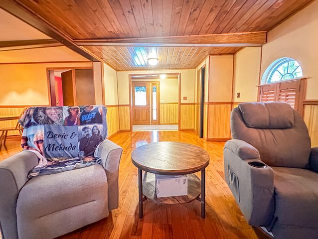 8933 E M 20, Newfield Twp, MI 49421