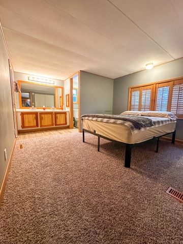 8933 E M 20, Newfield Twp, MI 49421