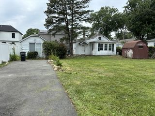 29 Alpine Rd, Parsippany-troy Hills Twp., NJ 07054