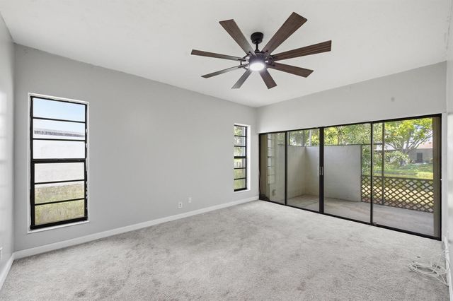 1097 NW 98th Terrace 110, Pembroke Pines, FL 33024