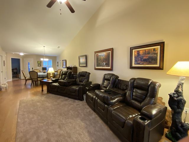 395 Devon Chase Hl Unit 4102, Gallatin, TN 37066