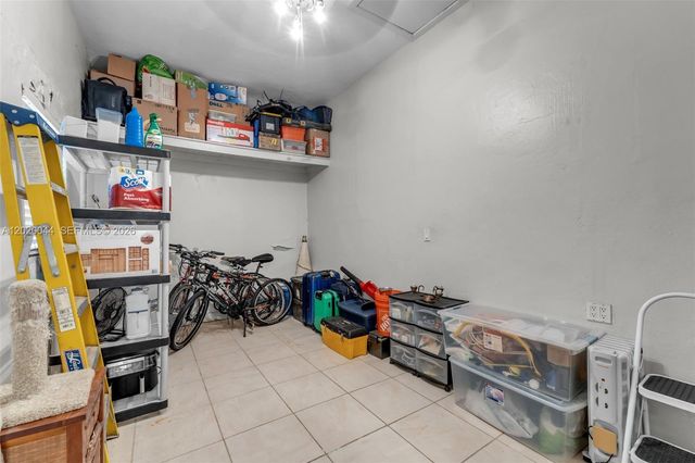 28 NE 48th St, Miami, FL 33137