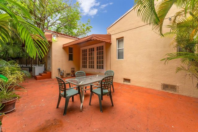 28 NE 48th St, Miami, FL 33137