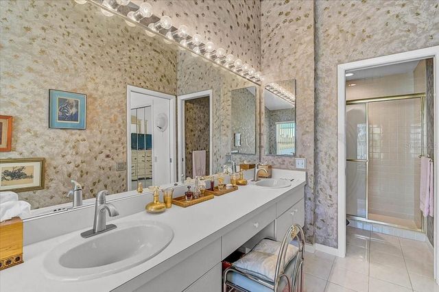 4640 PERIDIA BOULEVARD E, Bradenton, FL 34203