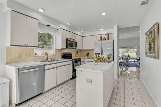 4640 PERIDIA BOULEVARD E, Bradenton, FL 34203