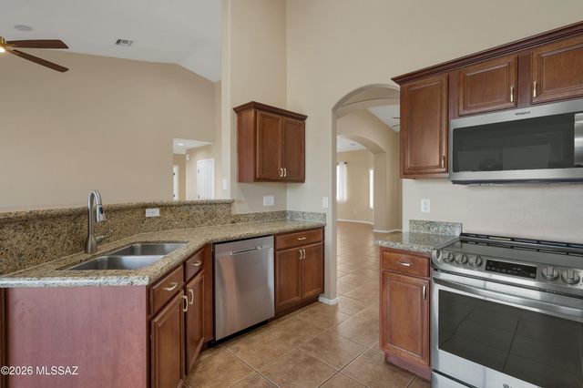 10133 E Corte Madera Fina, Tucson, AZ 85730