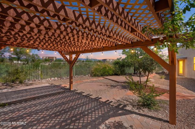 10133 E Corte Madera Fina, Tucson, AZ 85730