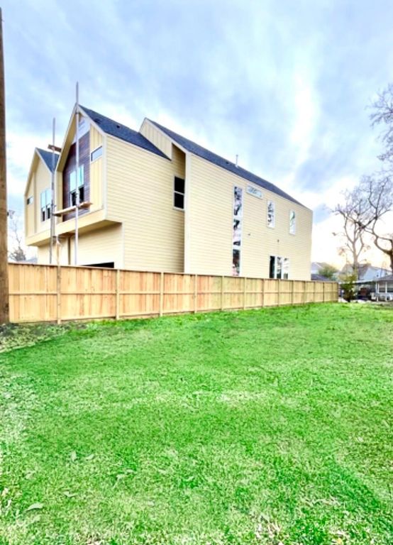 3509 Rogers Street, Houston, TX 77022