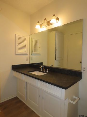 3800 Brookwood Dr., Tyler, TX 75701