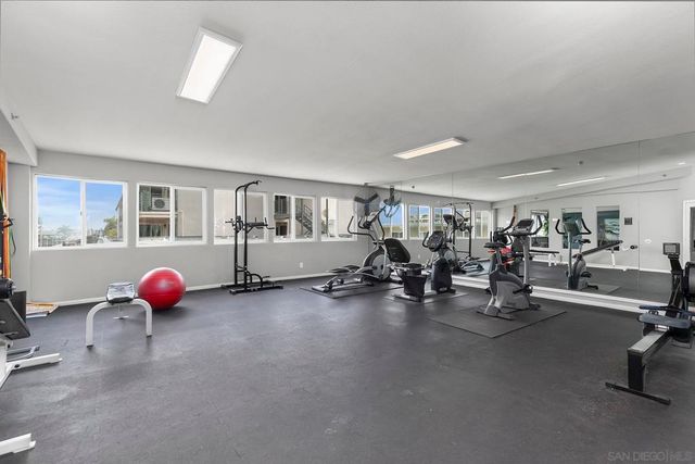 1021 Scott St 225, San Diego, CA 92106