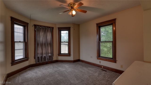 1515 Stewart Avenue, Cambridge, OH 43725