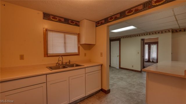 1515 Stewart Avenue, Cambridge, OH 43725