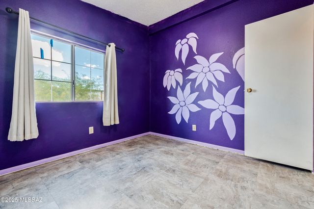 10730 W Mars Road, Tucson, AZ 85743