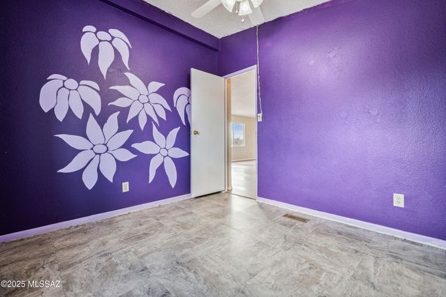 10730 W Mars Road, Tucson, AZ 85743