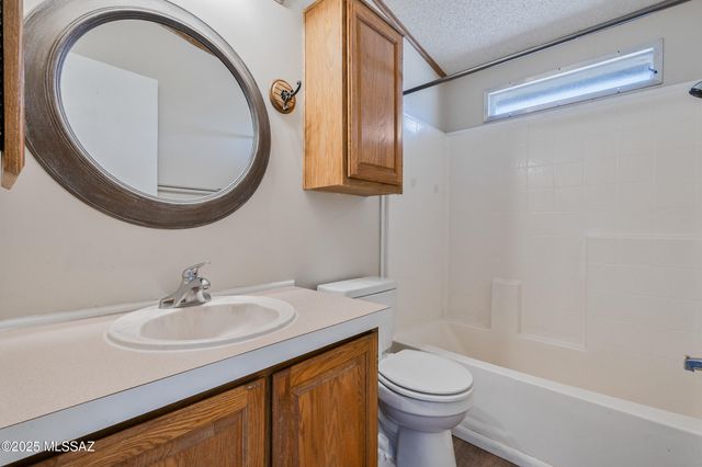 10730 W Mars Road, Tucson, AZ 85743