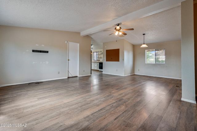 10730 W Mars Road, Tucson, AZ 85743