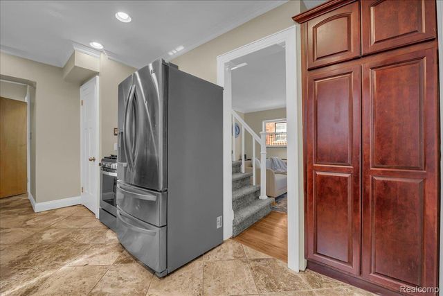 4323 Kensington Avenue, Detroit, MI 48224