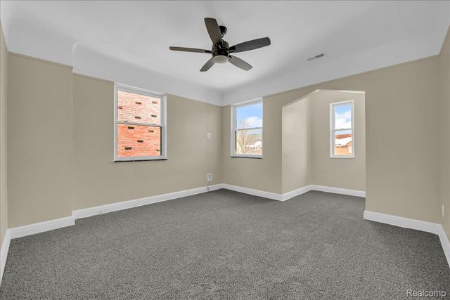 4323 Kensington Avenue, Detroit, MI 48224