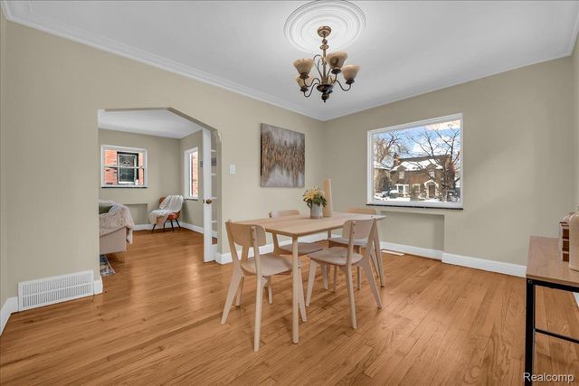 4323 Kensington Avenue, Detroit, MI 48224