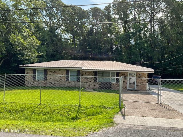 8328 S Carolina Avenue, Gulfport, MS 39501