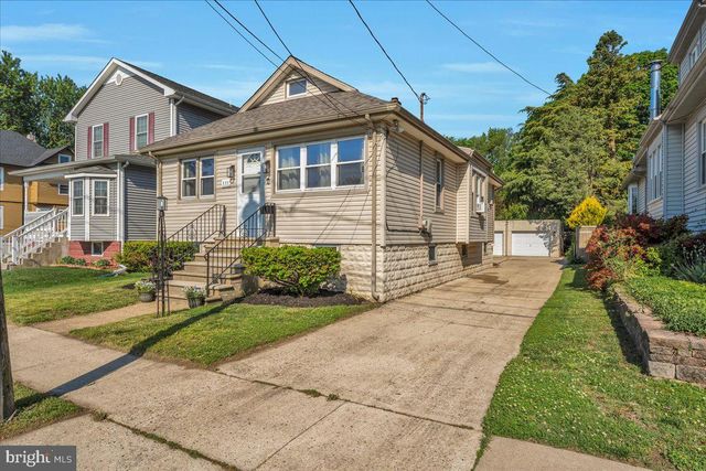 335 WALNUT AVE, Gloucester City, NJ 08030