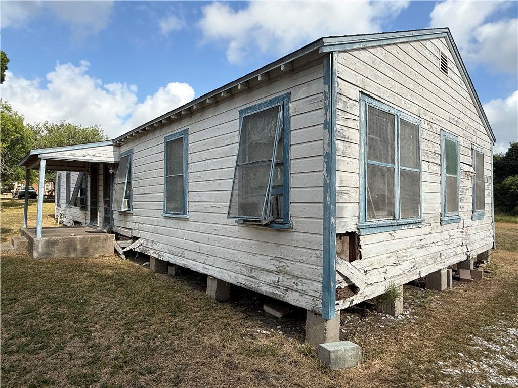5108 Thomas Dr, Corpus Christi, TX 78407 — photo 2