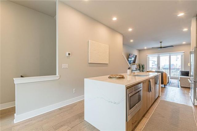 699 Vidalia Lane NW, Atlanta, GA 30318