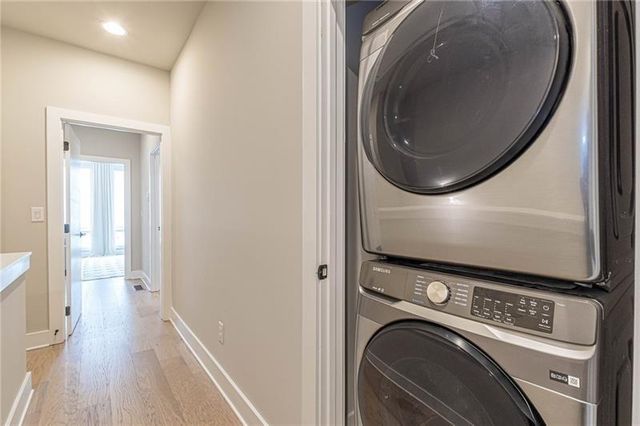 699 Vidalia Lane NW, Atlanta, GA 30318