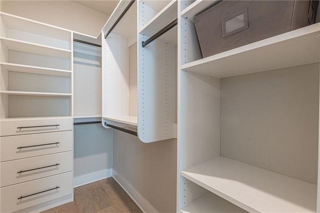 699 Vidalia Lane NW, Atlanta, GA 30318