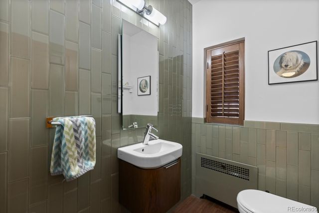 1922 Monaco Parkway, Denver, CO 80220