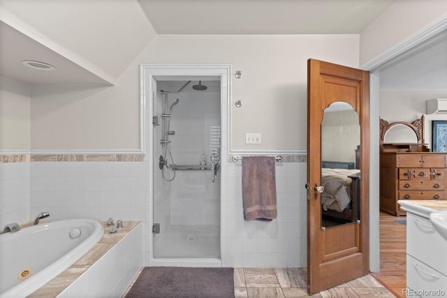 1922 Monaco Parkway, Denver, CO 80220