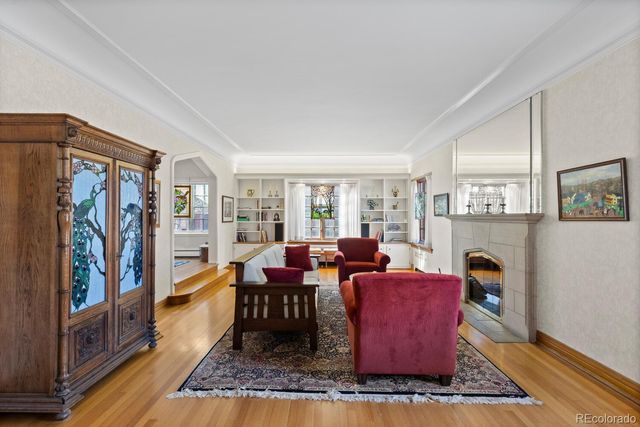 1922 Monaco Parkway, Denver, CO 80220