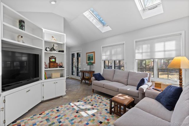 1922 Monaco Parkway, Denver, CO 80220