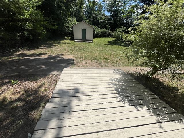 24 Maple St, Clarksville, TN 37042