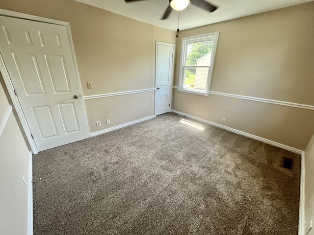 24 Maple St, Clarksville, TN 37042