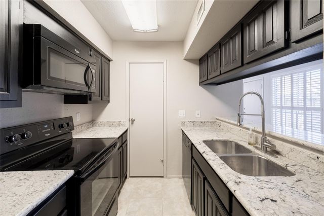 3200 S Gessner Road 338, Houston, TX 77063