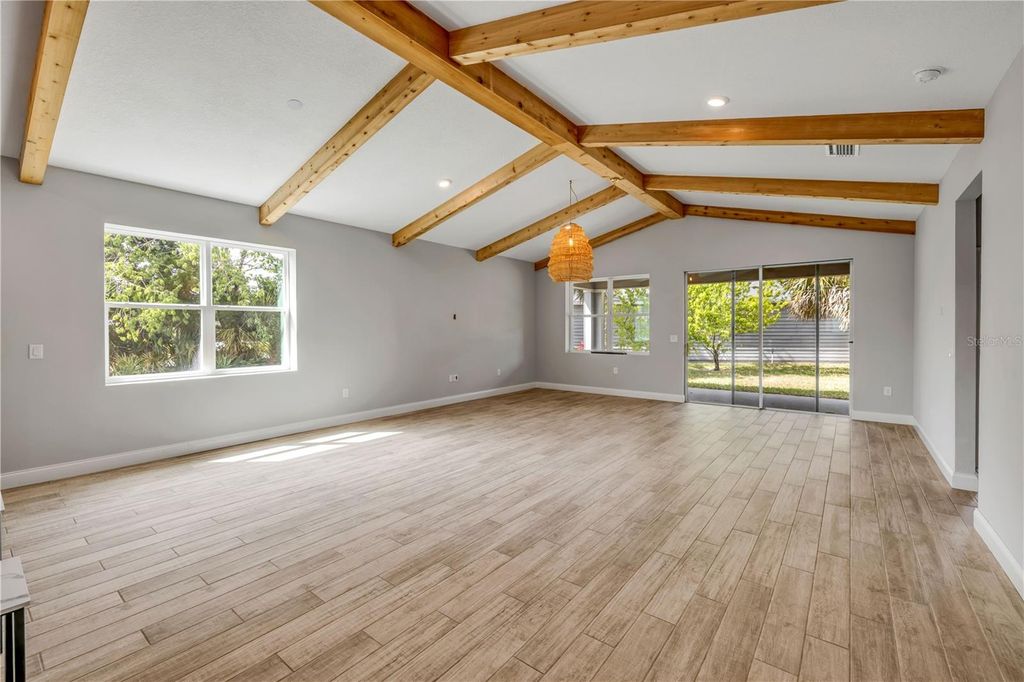 Image 20 of property listing at 1100 LOCH LINNHE COURT, New Smyrna Beach, FL 32168