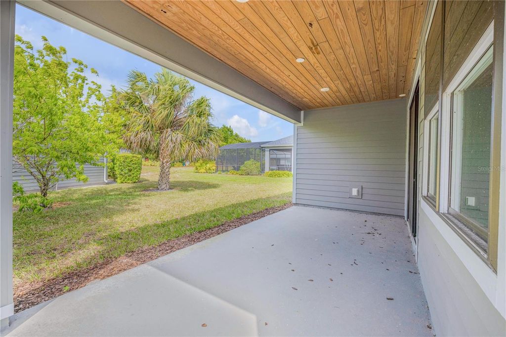 Image 55 of property listing at 1100 LOCH LINNHE COURT, New Smyrna Beach, FL 32168