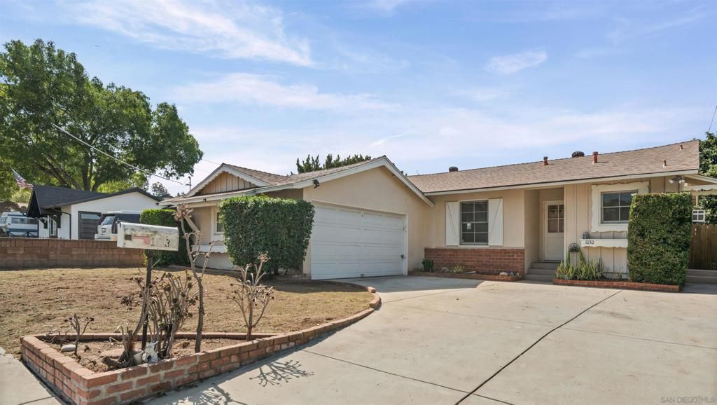 1030 Alveda Ave, El Cajon, CA 92019 — exterior