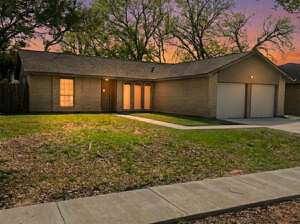 10410 Kirkglen Drive, Houston, TX 77089