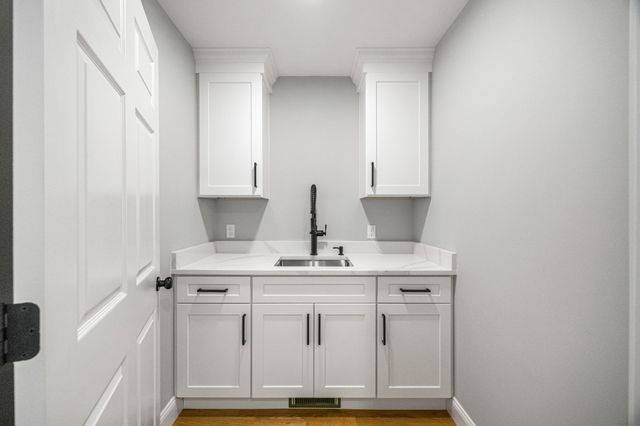 188 St Louis Avenue, Woonsocket, RI 02895