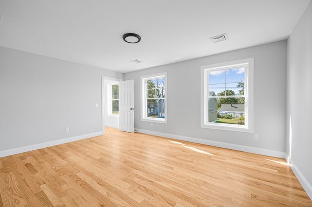 188 St Louis Avenue, Woonsocket, RI 02895
