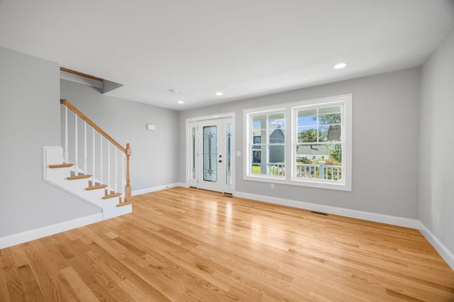 188 St Louis Avenue, Woonsocket, RI 02895